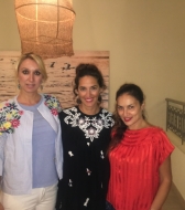 Έλενα Ντάβλα, Νόνη Δούνια, Κορίνα Στεργιάδου